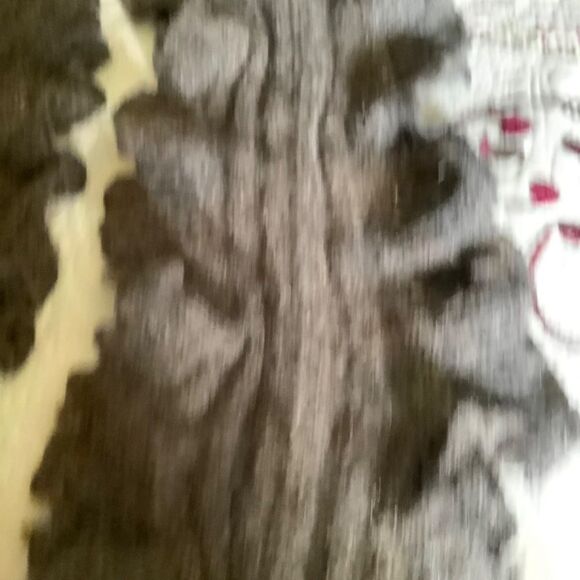 Made IN ITALY WOOL RUFFLE SCARF​ - Picture 12 of 13